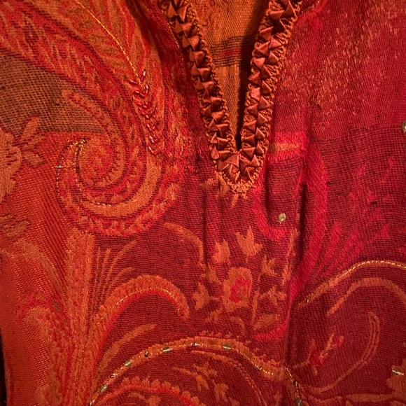 Top - Picture 3 of 3